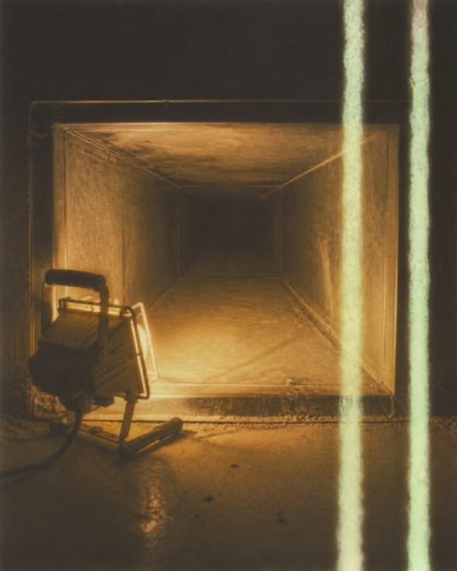 A work light that does not reach the end of the duct